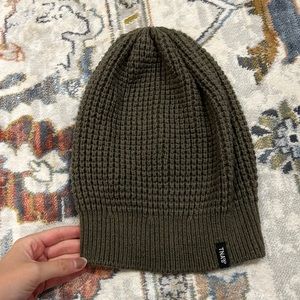 Army green TNA beanie from Aritzia